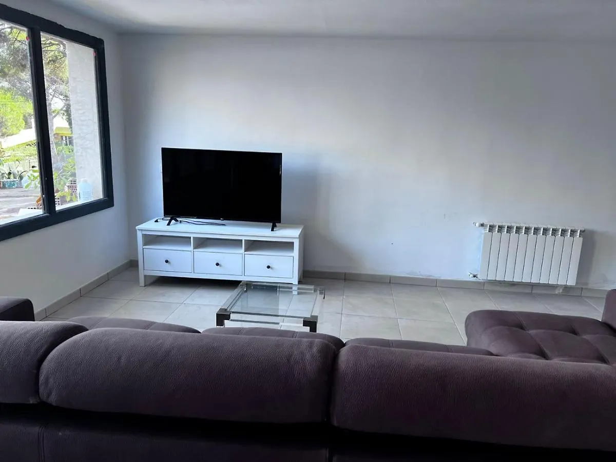 Appartamento La Casa Linda Con Terraza Y Vistas Al Mar Calonge  0*, Calonge (Catalonia)